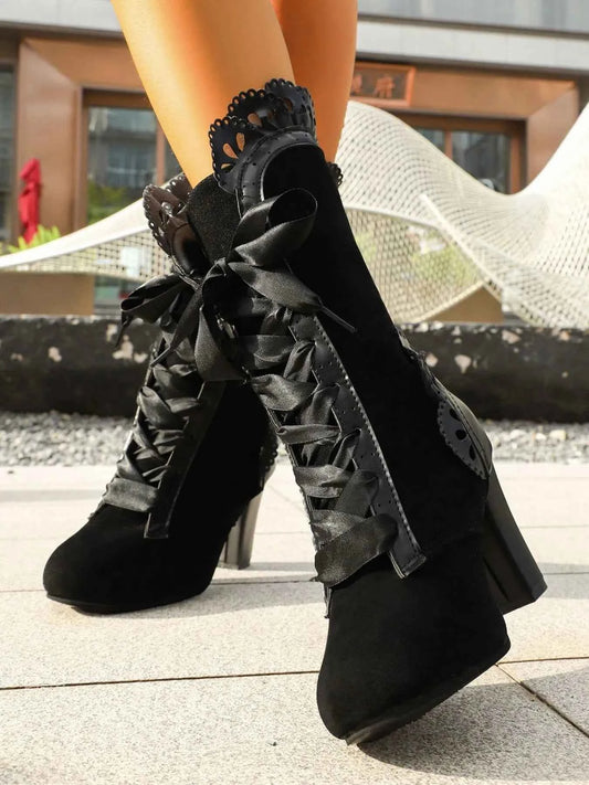 Lace Up Block : Heels Boots