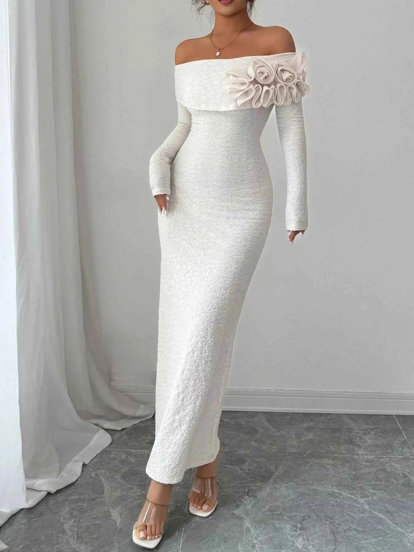 Flower Off-Shoulder : Maxi Dress