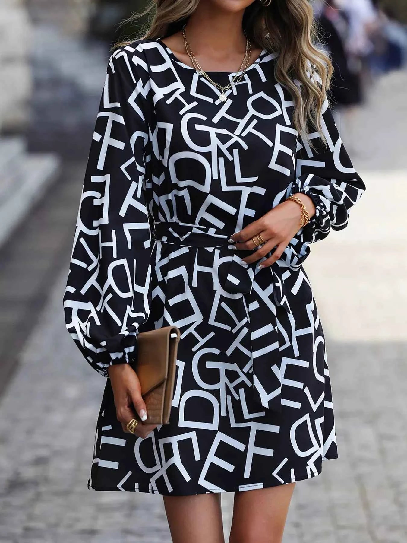 Letter Print Balloon : Long Sleeve Dress
