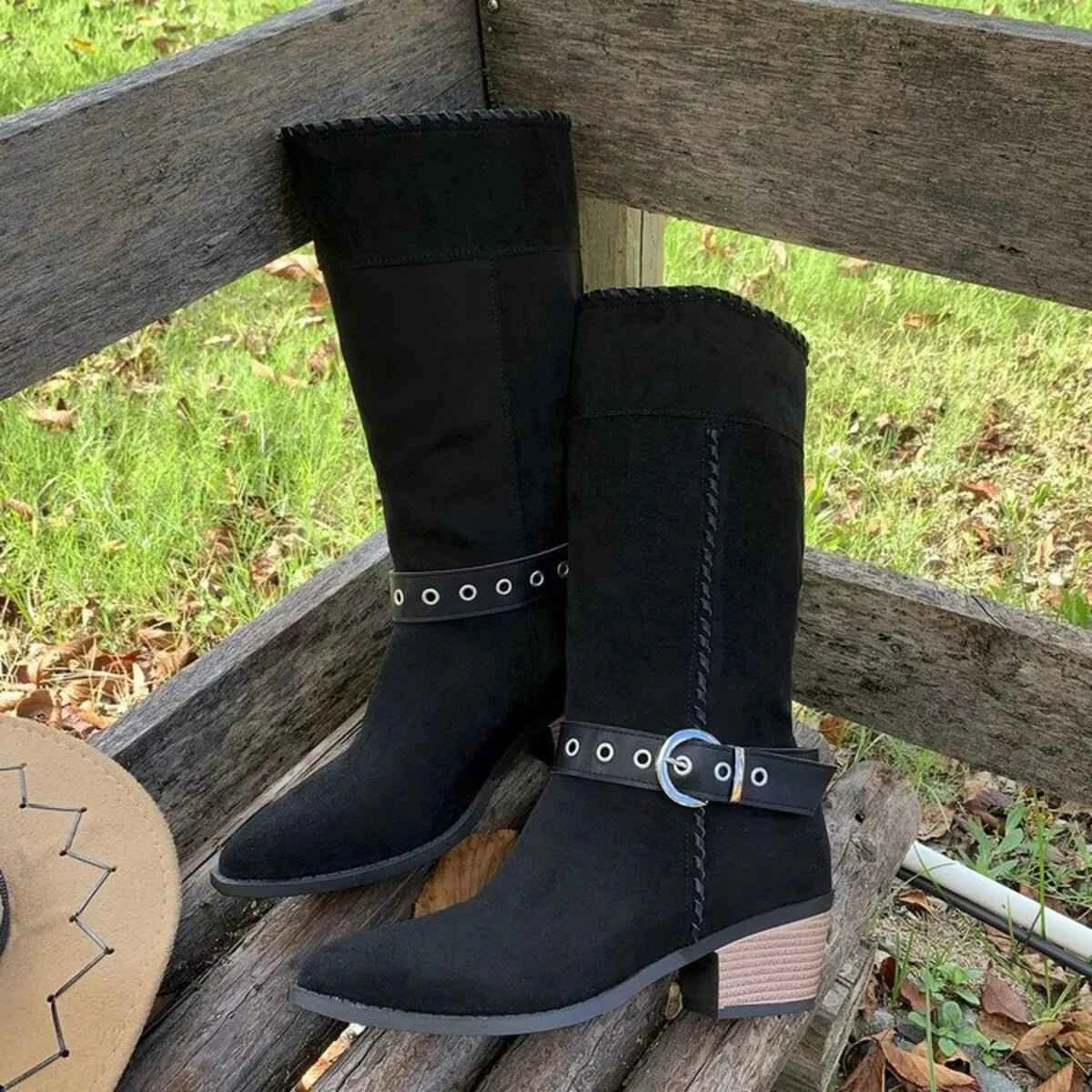 Stylish Point Toe Block : Heels Boots