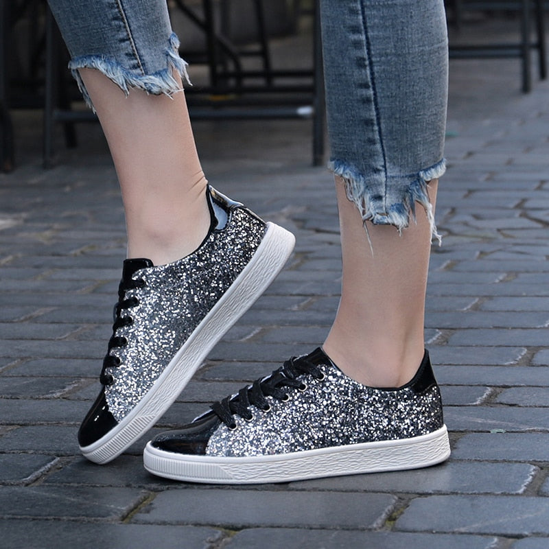 Women Casual Flat Lace-Up Bling Glitter Fashion Shoesa ꫀꪶꫀᧁꪖꪀᥴꫀ꠸ᠻꪗ~ 𝔈𝔪𝔟𝔯𝔞𝔠𝔢 𝔈𝔩𝔢𝔤𝔞𝔫𝔠𝔢