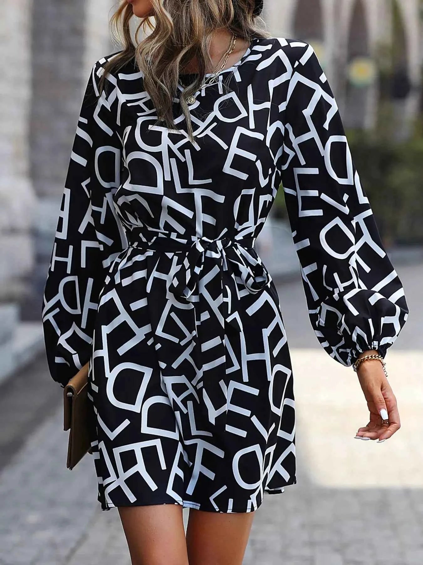 Letter Print Balloon : Long Sleeve Dress