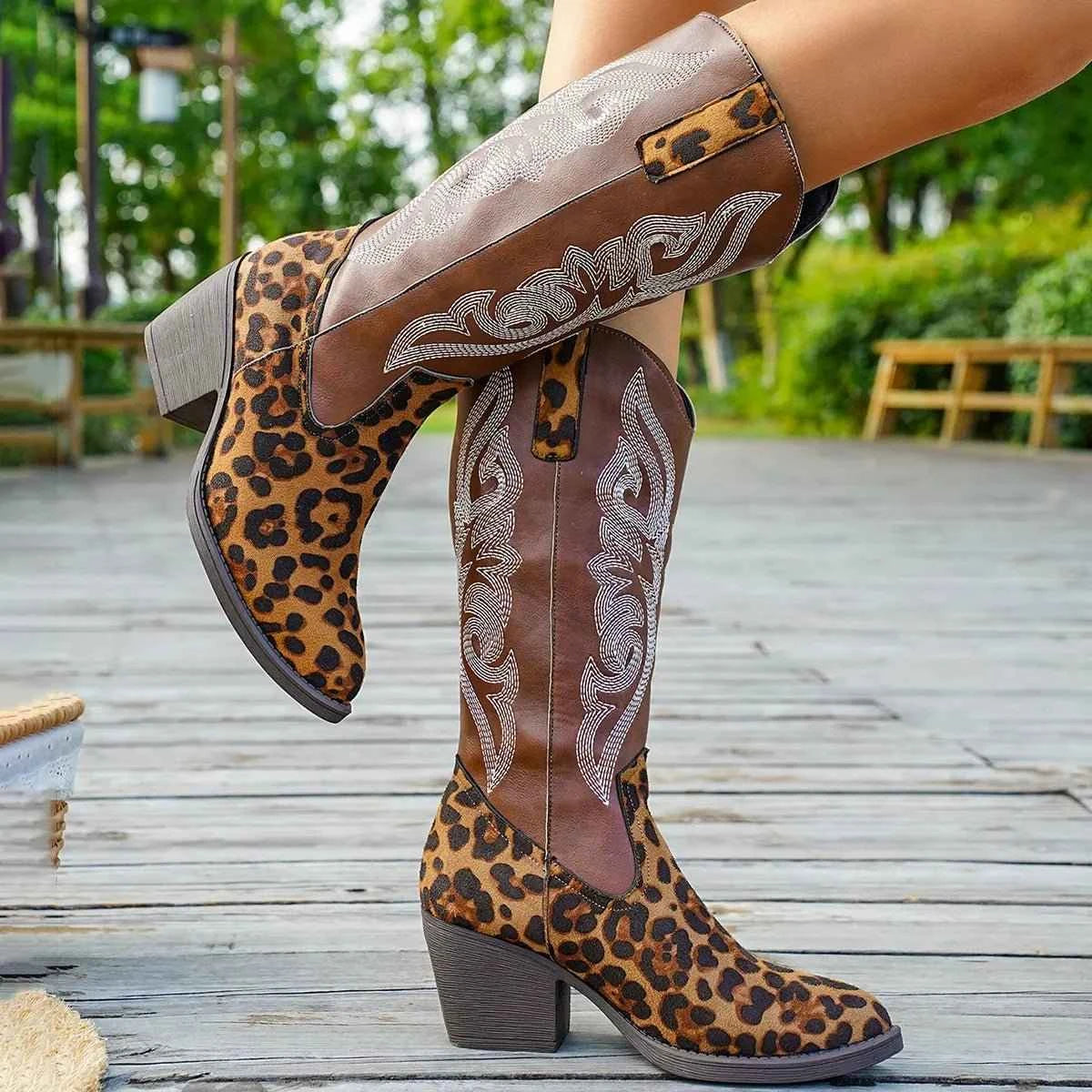 Brown Western Embroidered : Mid-Calf Boots