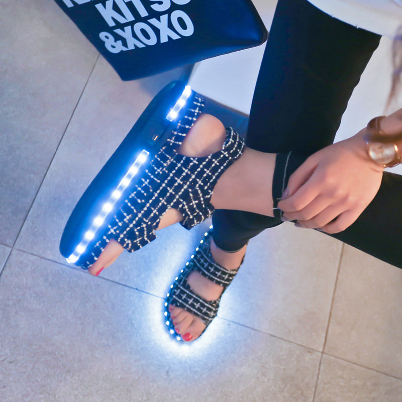 Summer Fashion LED Flash Colorful Flats Sandals Open Toe Platform Sandals Shoes Women Casual Shoes Ladies Beach Shoes eprolo