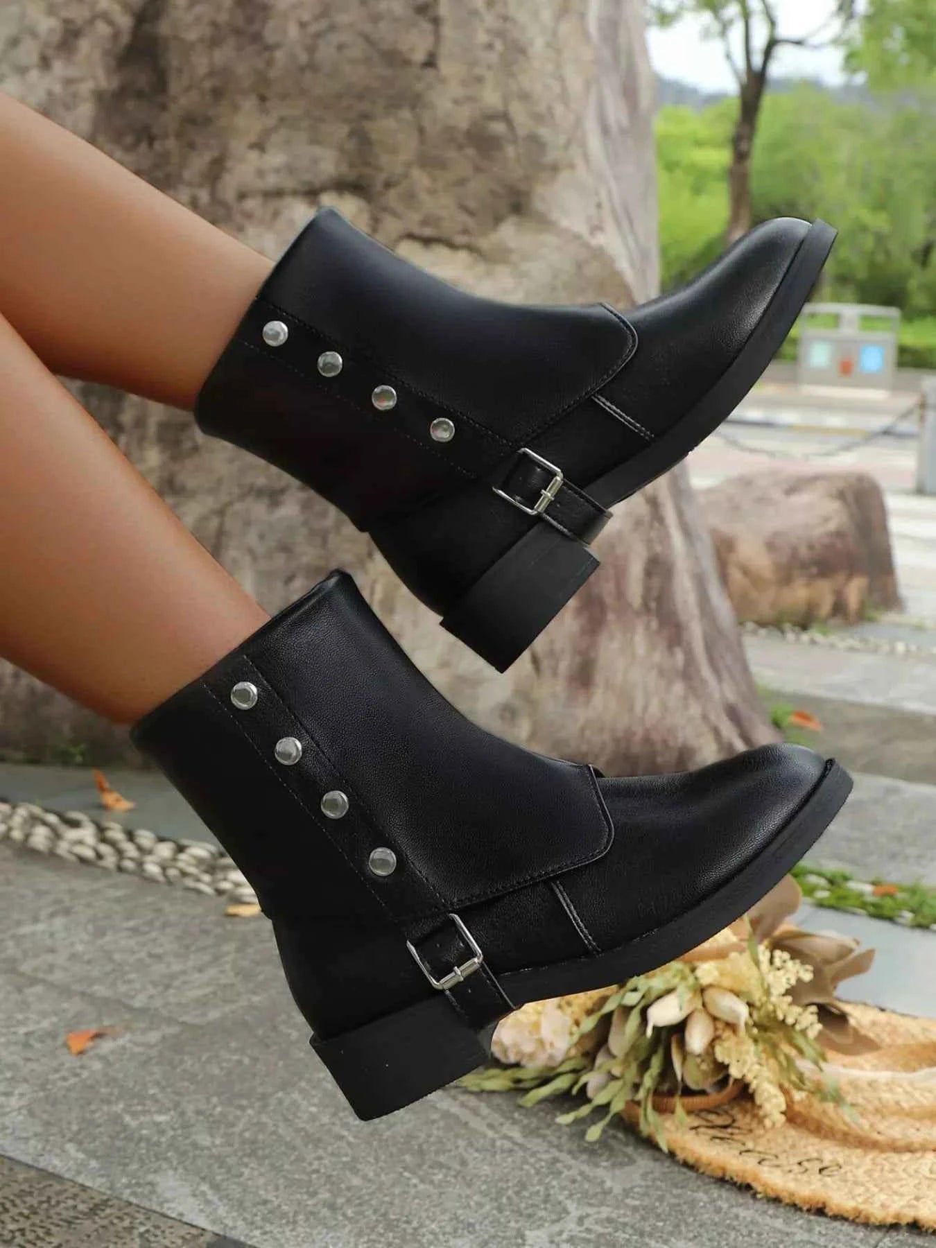 Stylish Buckled Block Heels Boots