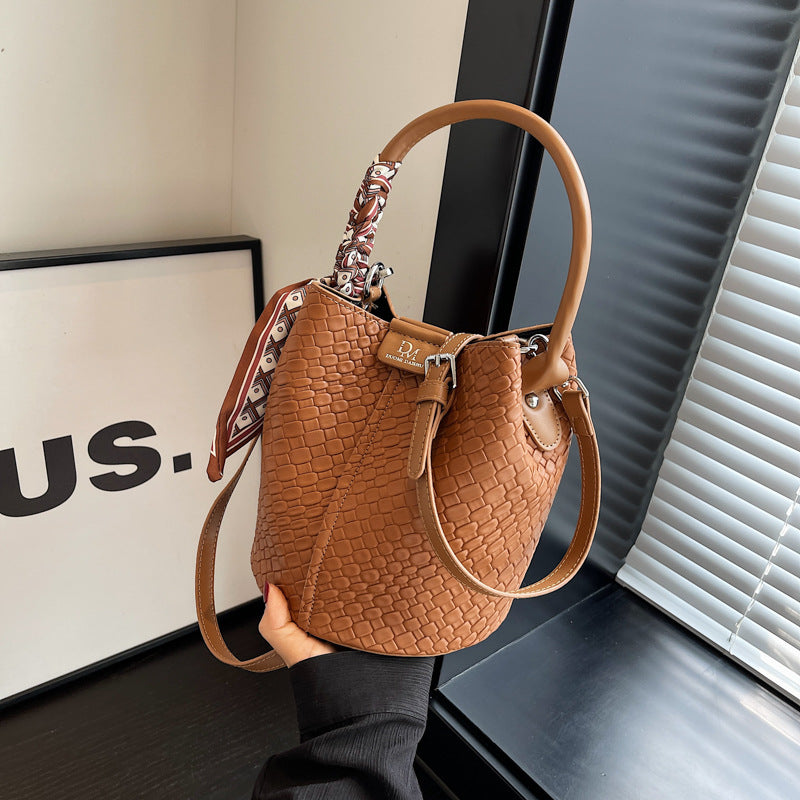 Womens Stylish Woven Bucket Bag