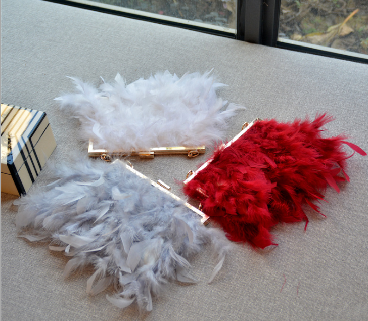 Luxy Moon Feather Handbag ꫀꪶꫀᧁꪖꪀᥴꫀ꠸ᠻꪗ~ 𝔈𝔪𝔟𝔯𝔞𝔠𝔢 𝔈𝔩𝔢𝔤𝔞𝔫𝔠𝔢