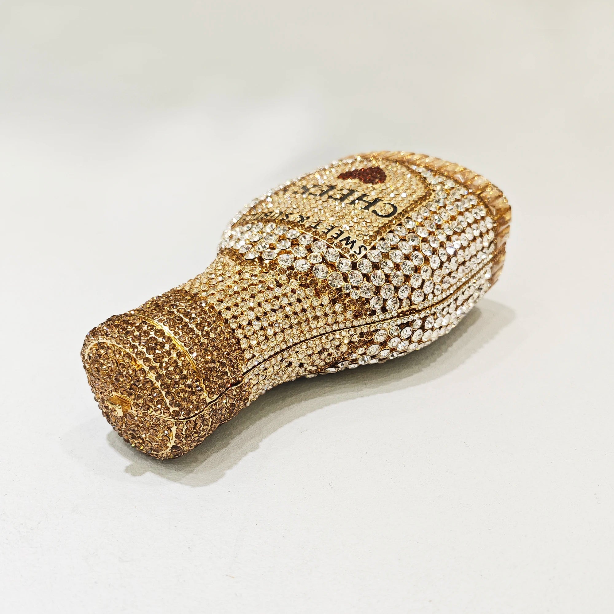 Women Diamond Bottle Crystal Clutch Bag ꫀꪶꫀᧁꪖꪀᥴꫀ꠸ᠻꪗ~ 𝔈𝔪𝔟𝔯𝔞𝔠𝔢 𝔈𝔩𝔢𝔤𝔞𝔫𝔠𝔢