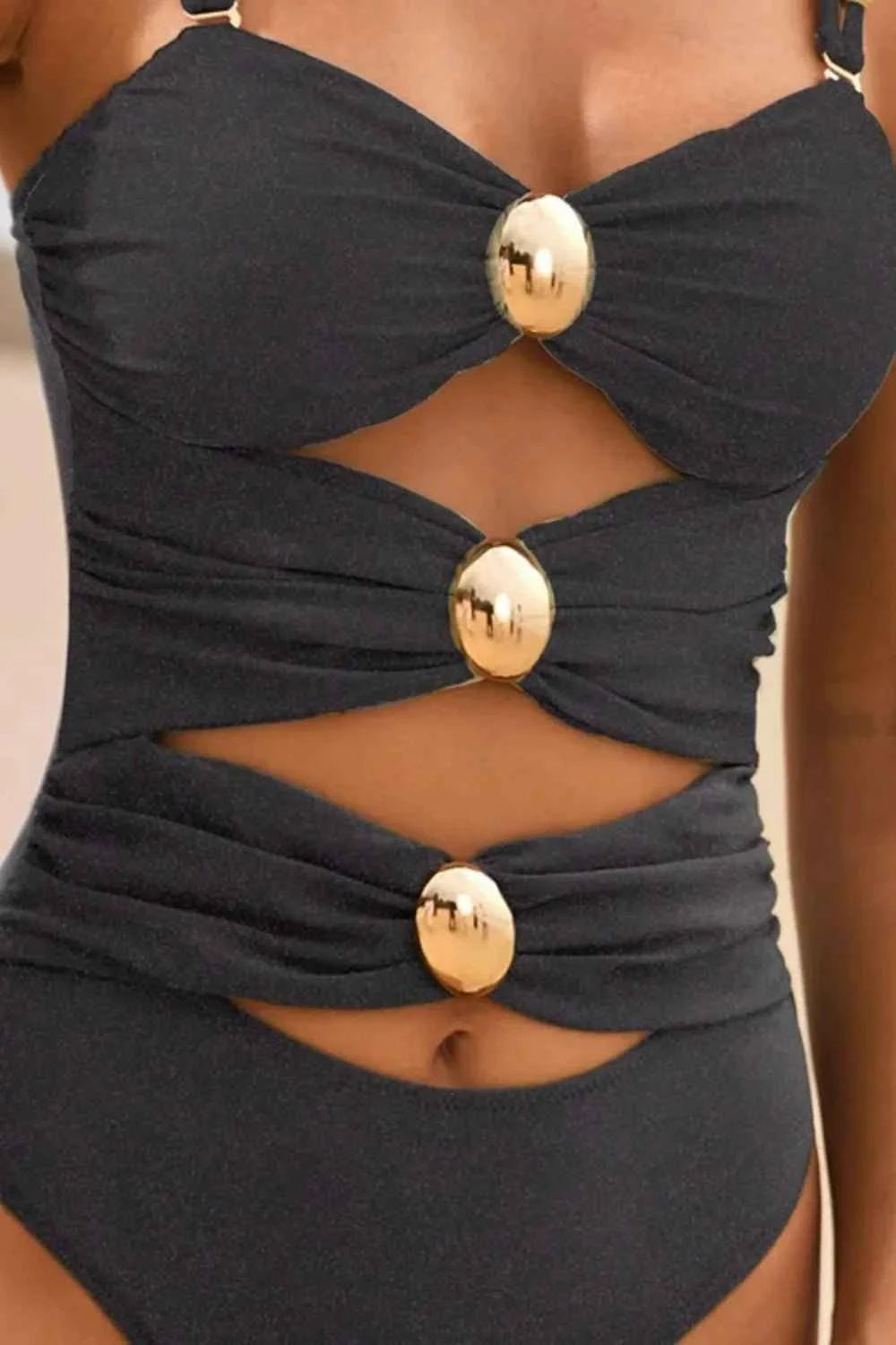 Cutout Ruched Sweetheart Neck: One-Piece Swimwear