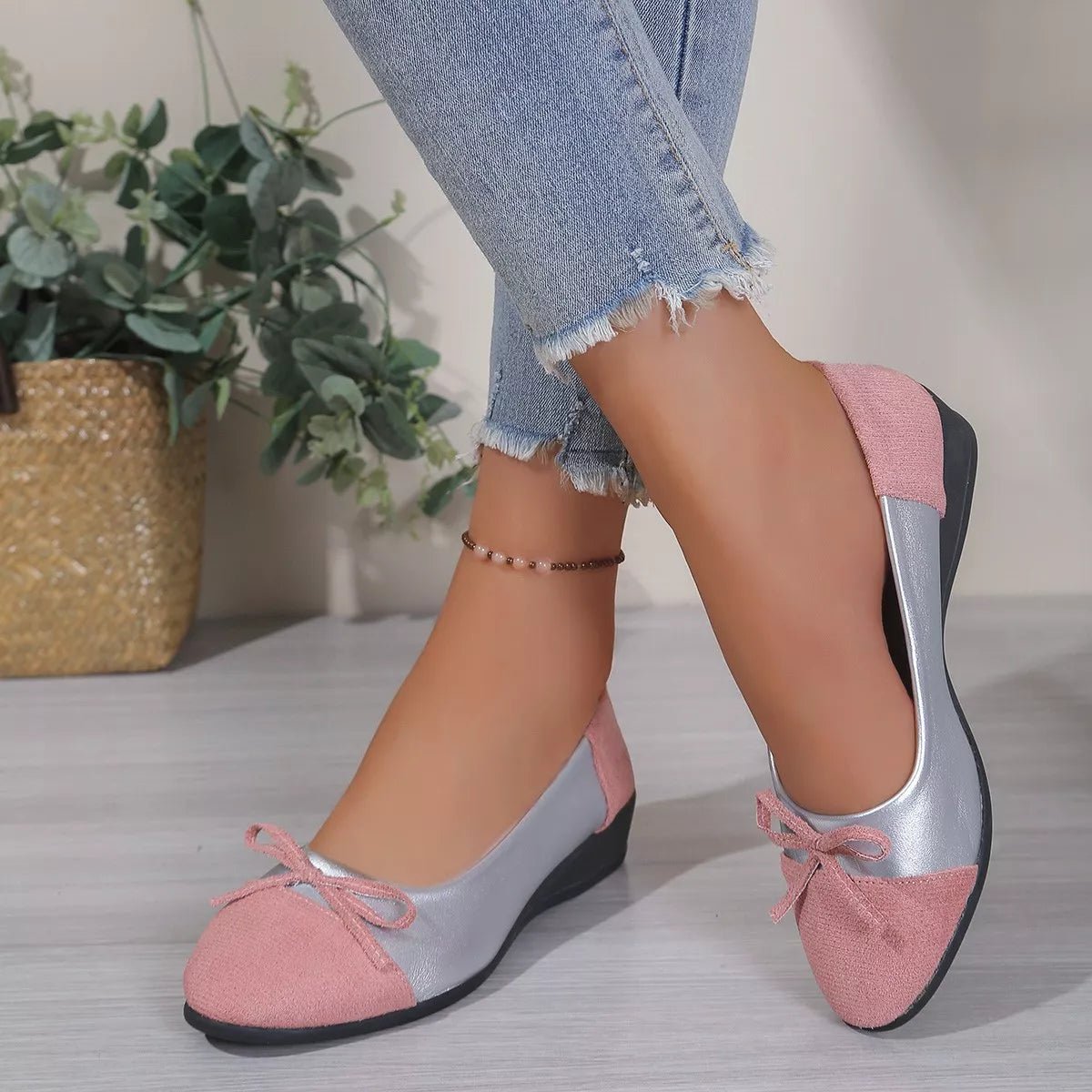 Chic Bow Two-Tone Slip-On Shoes - ꫀꪶꫀᧁꪖꪀᥴꫀ꠸ᠻꪗ~ 𝔈𝔪𝔟𝔯𝔞𝔠𝔢 𝔈𝔩𝔢𝔤𝔞𝔫𝔠𝔢