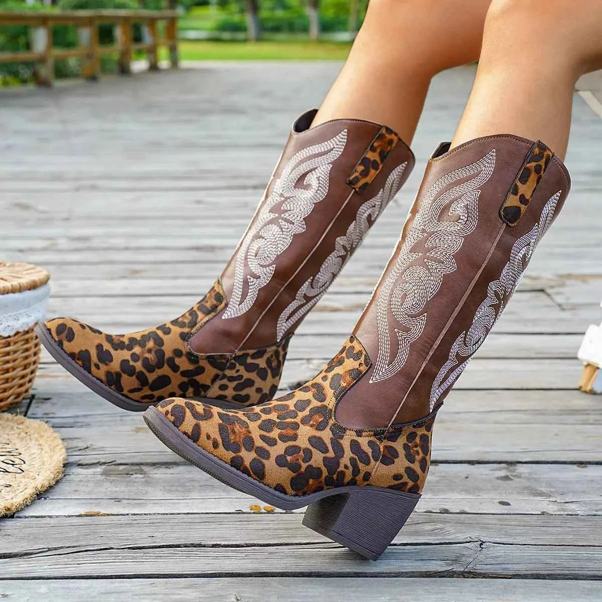 Brown Western Embroidered : Mid-Calf Boots