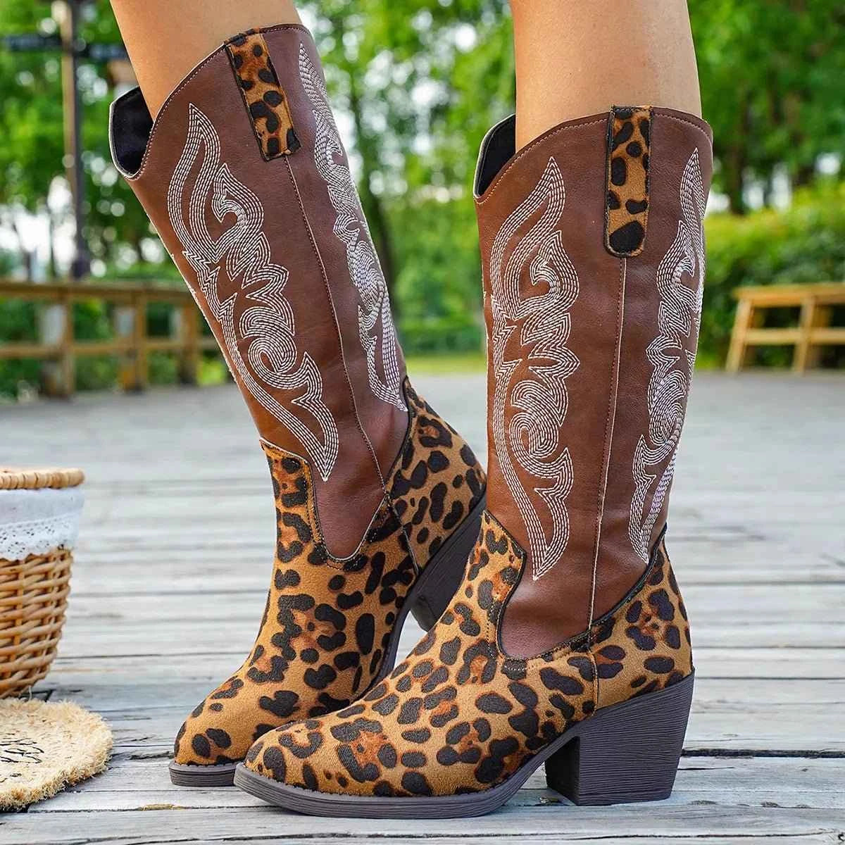 Brown Western Embroidered : Mid-Calf Boots
