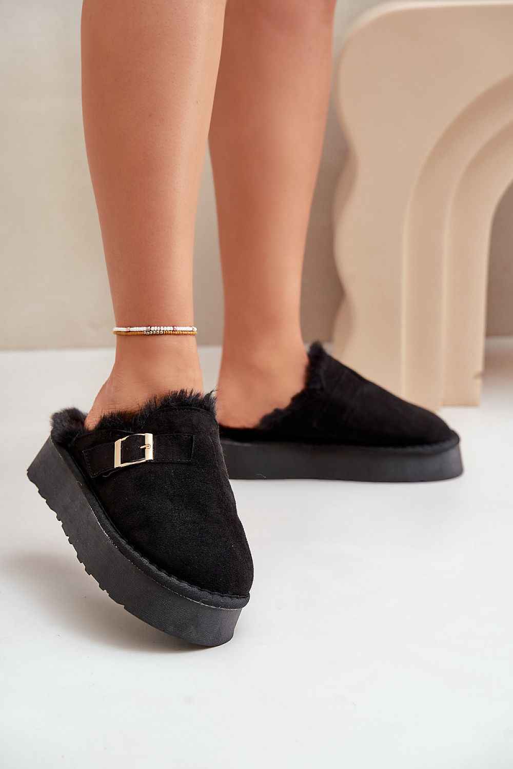 Elegant Beaded Anklet Slippers