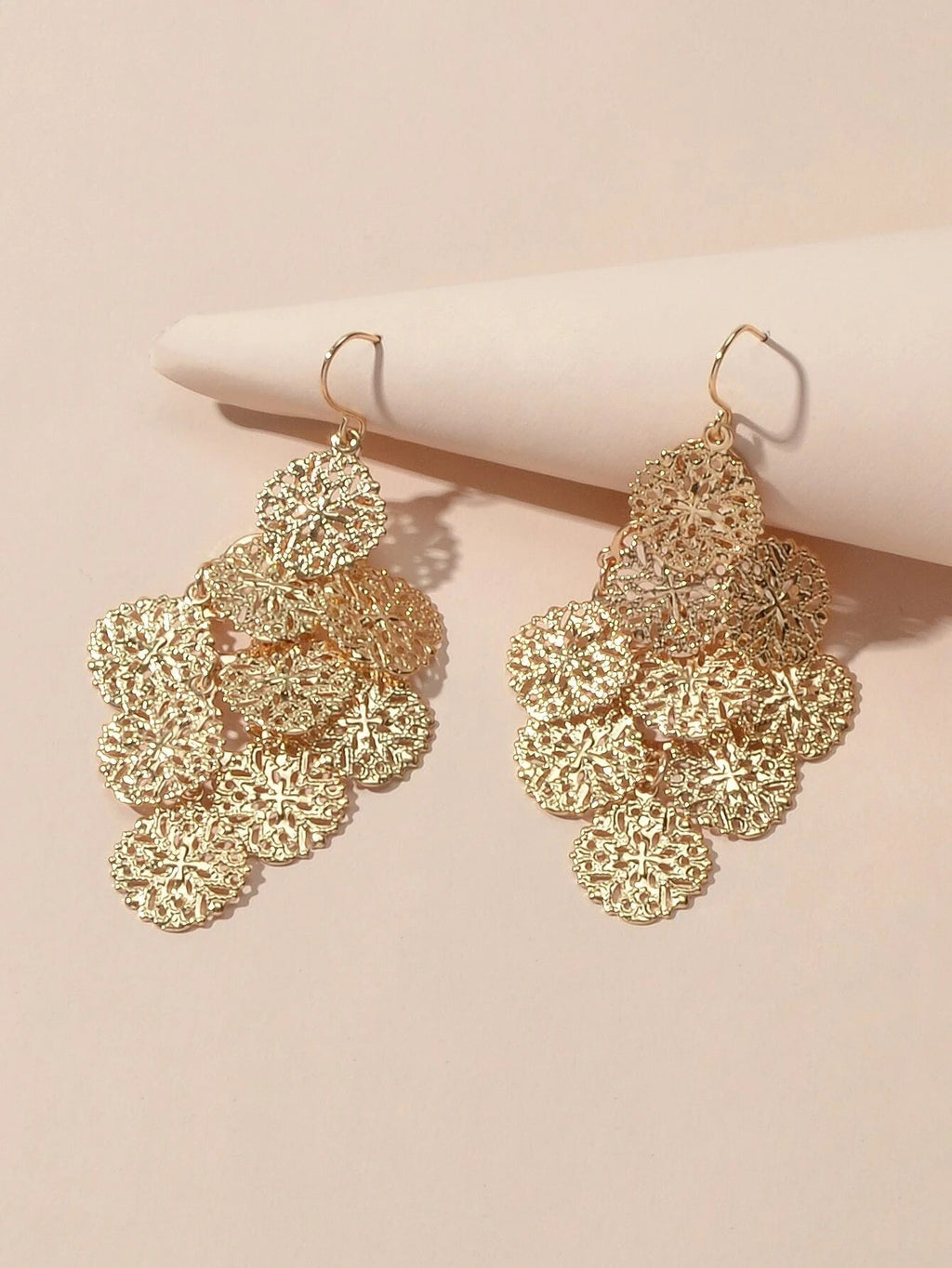 Fashionable Charm Dangle Earrings - ꫀꪶꫀᧁꪖꪀᥴꫀ꠸ᠻꪗ~ 𝔈𝔪𝔟𝔯𝔞𝔠𝔢 𝔈𝔩𝔢𝔤𝔞𝔫𝔠𝔢