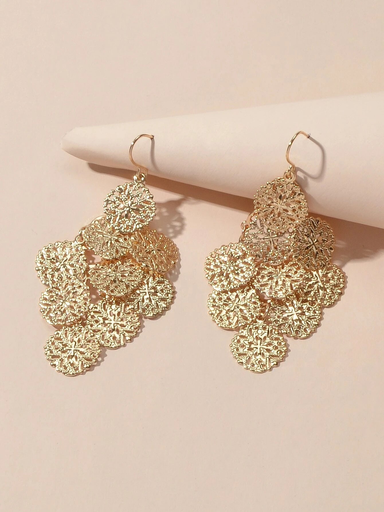 Fashionable Charm Dangle Earrings - ꫀꪶꫀᧁꪖꪀᥴꫀ꠸ᠻꪗ~ 𝔈𝔪𝔟𝔯𝔞𝔠𝔢 𝔈𝔩𝔢𝔤𝔞𝔫𝔠𝔢