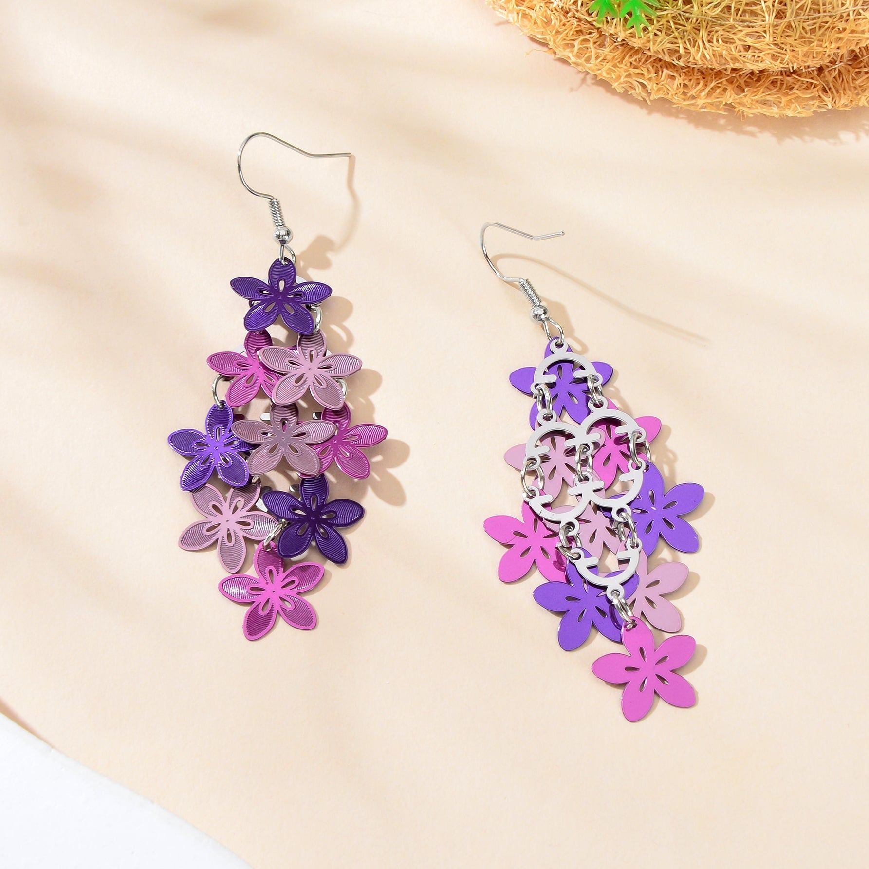 Fashion Flower Dangle Chandelier Earrings - ꫀꪶꫀᧁꪖꪀᥴꫀ꠸ᠻꪗ~ 𝔈𝔪𝔟𝔯𝔞𝔠𝔢 𝔈𝔩𝔢𝔤𝔞𝔫𝔠𝔢