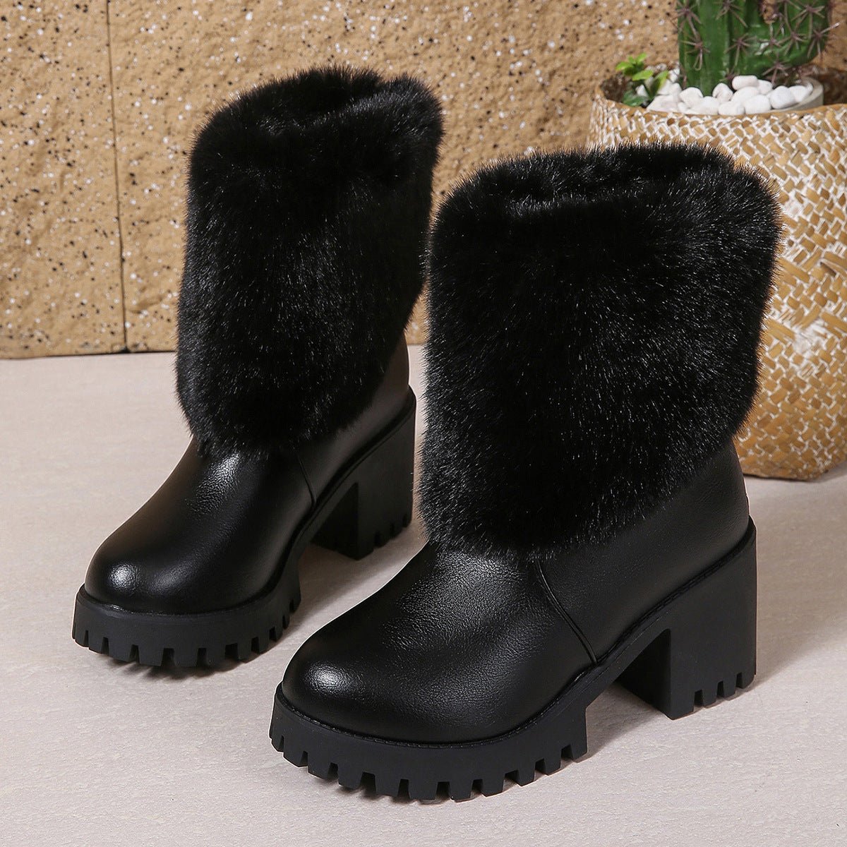 Fashion High Heel Short Boots with Thick Fleece Lining - ꫀꪶꫀᧁꪖꪀᥴꫀ꠸ᠻꪗ~ 𝔈𝔪𝔟𝔯𝔞𝔠𝔢 𝔈𝔩𝔢𝔤𝔞𝔫𝔠𝔢