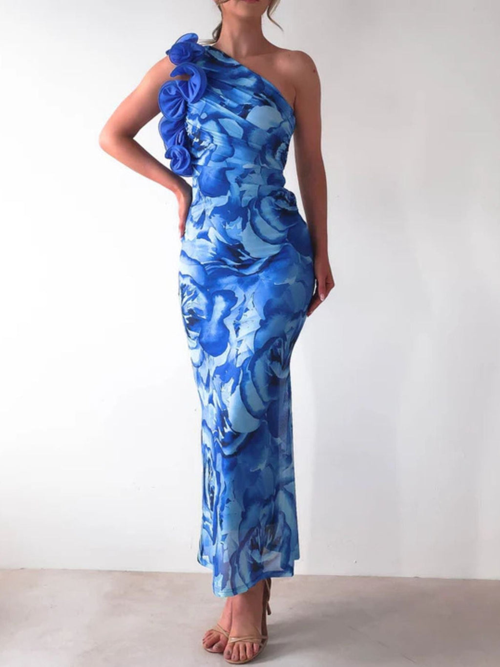 Floral Print One - Shoulder Maxi Dress - ꫀꪶꫀᧁꪖꪀᥴꫀ꠸ᠻꪗ~ 𝔈𝔪𝔟𝔯𝔞𝔠𝔢 𝔈𝔩𝔢𝔤𝔞𝔫𝔠𝔢