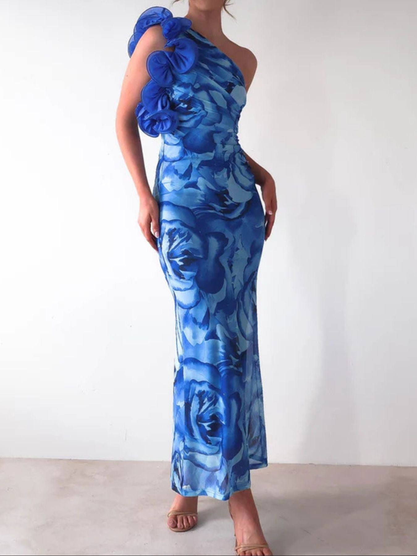 Floral Print One - Shoulder Maxi Dress - ꫀꪶꫀᧁꪖꪀᥴꫀ꠸ᠻꪗ~ 𝔈𝔪𝔟𝔯𝔞𝔠𝔢 𝔈𝔩𝔢𝔤𝔞𝔫𝔠𝔢