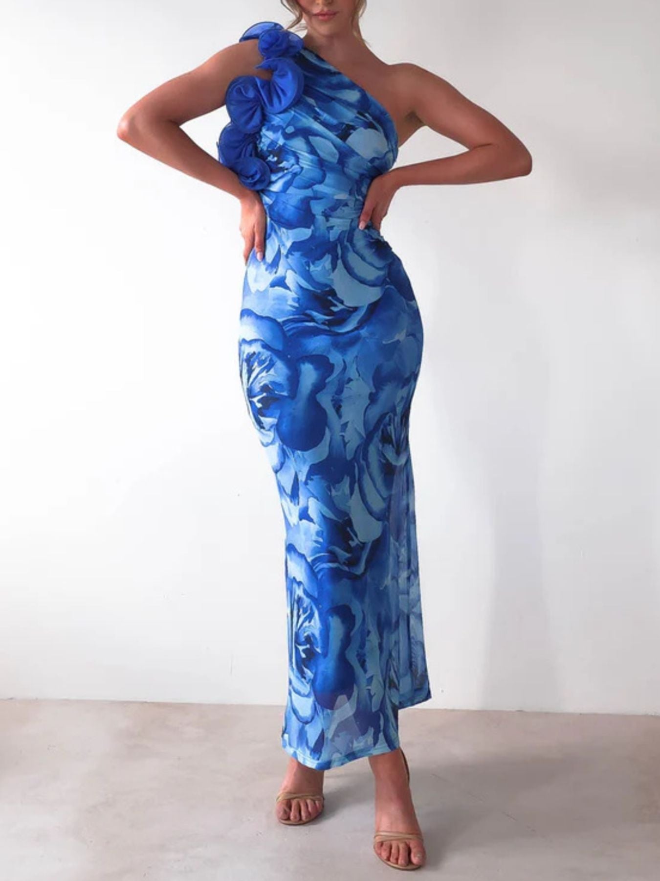 Floral Print One - Shoulder Maxi Dress - ꫀꪶꫀᧁꪖꪀᥴꫀ꠸ᠻꪗ~ 𝔈𝔪𝔟𝔯𝔞𝔠𝔢 𝔈𝔩𝔢𝔤𝔞𝔫𝔠𝔢