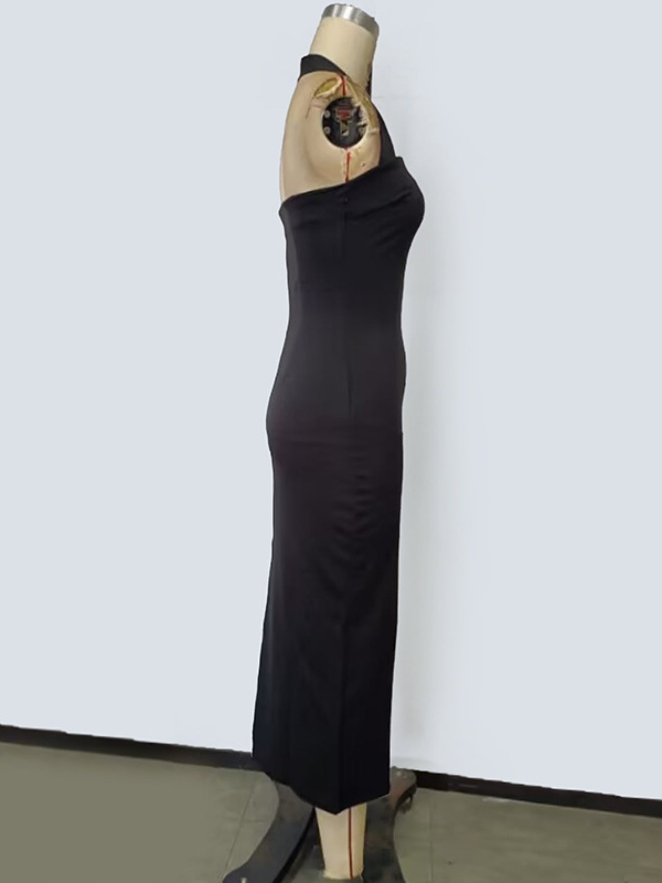 Halter Neck Bodycon Midi Dress - ꫀꪶꫀᧁꪖꪀᥴꫀ꠸ᠻꪗ~ 𝔈𝔪𝔟𝔯𝔞𝔠𝔢 𝔈𝔩𝔢𝔤𝔞𝔫𝔠𝔢