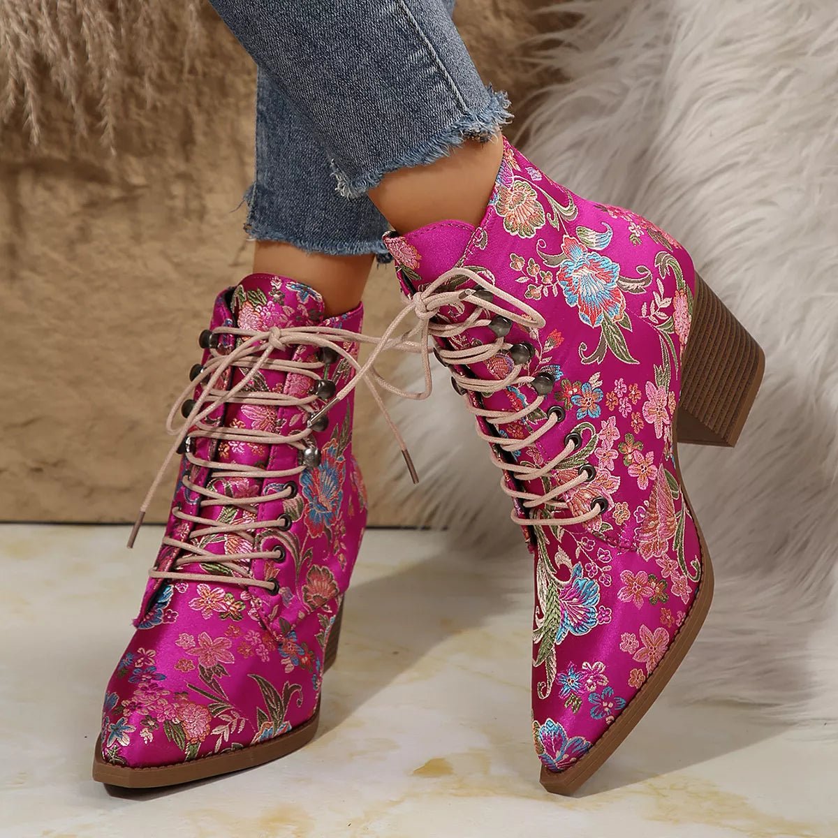 Stylish Print Point Toe Block Heels - ꫀꪶꫀᧁꪖꪀᥴꫀ꠸ᠻꪗ~ 𝔈𝔪𝔟𝔯𝔞𝔠𝔢 𝔈𝔩𝔢𝔤𝔞𝔫𝔠𝔢