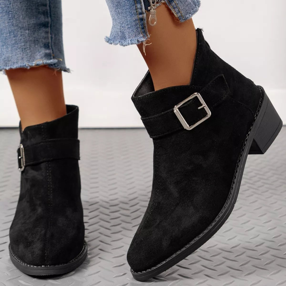 Fashionable Heels Boots With Buckle - ꫀꪶꫀᧁꪖꪀᥴꫀ꠸ᠻꪗ~ 𝔈𝔪𝔟𝔯𝔞𝔠𝔢 𝔈𝔩𝔢𝔤𝔞𝔫𝔠𝔢