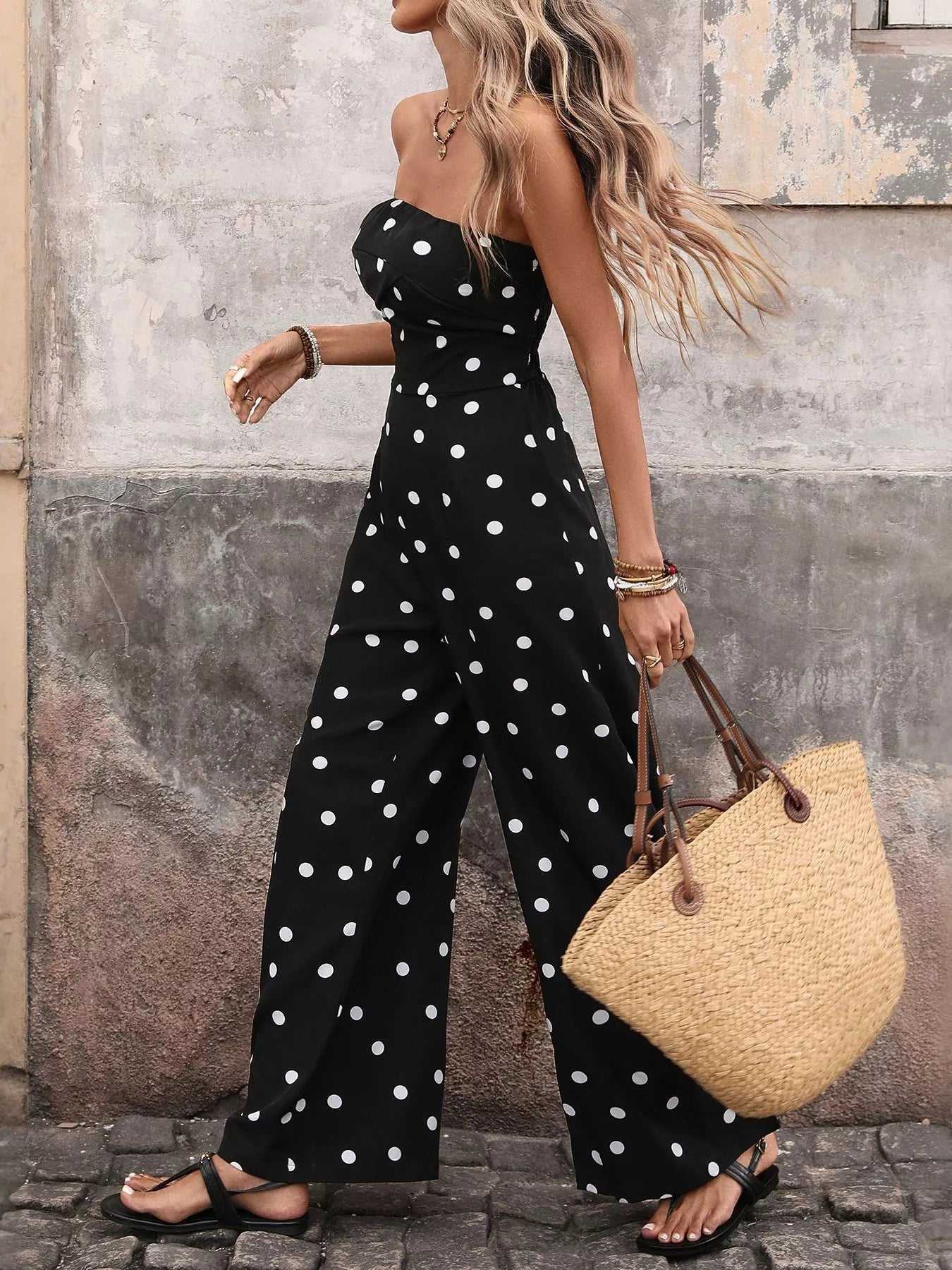 Polka Dot Strapless Wide Leg Jumpsuit - ꫀꪶꫀᧁꪖꪀᥴꫀ꠸ᠻꪗ~ 𝔈𝔪𝔟𝔯𝔞𝔠𝔢 𝔈𝔩𝔢𝔤𝔞𝔫𝔠𝔢