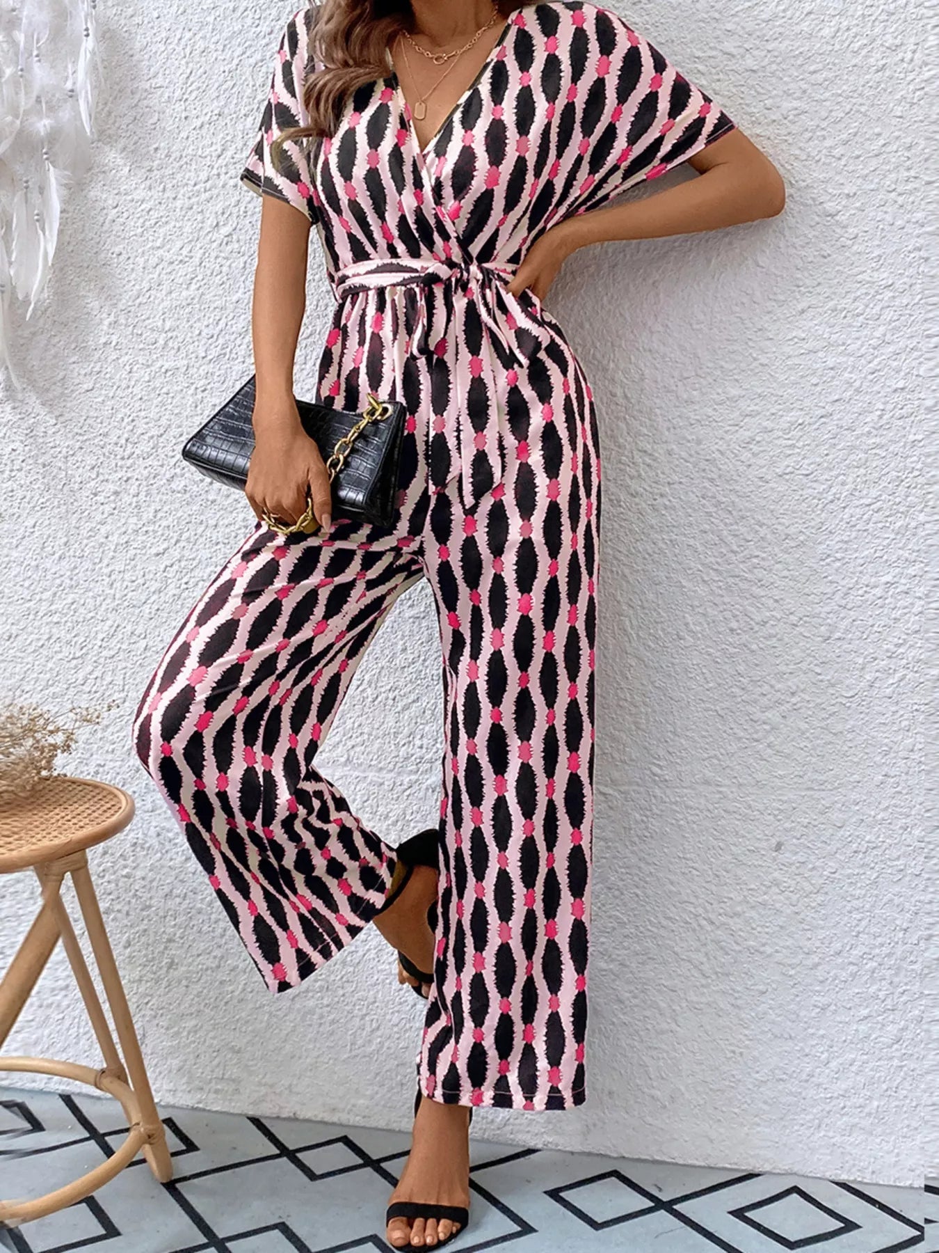 Stylish Printed Surplice Tie Waist Short Sleeve Jumpsuit - ꫀꪶꫀᧁꪖꪀᥴꫀ꠸ᠻꪗ~ 𝔈𝔪𝔟𝔯𝔞𝔠𝔢 𝔈𝔩𝔢𝔤𝔞𝔫𝔠𝔢
