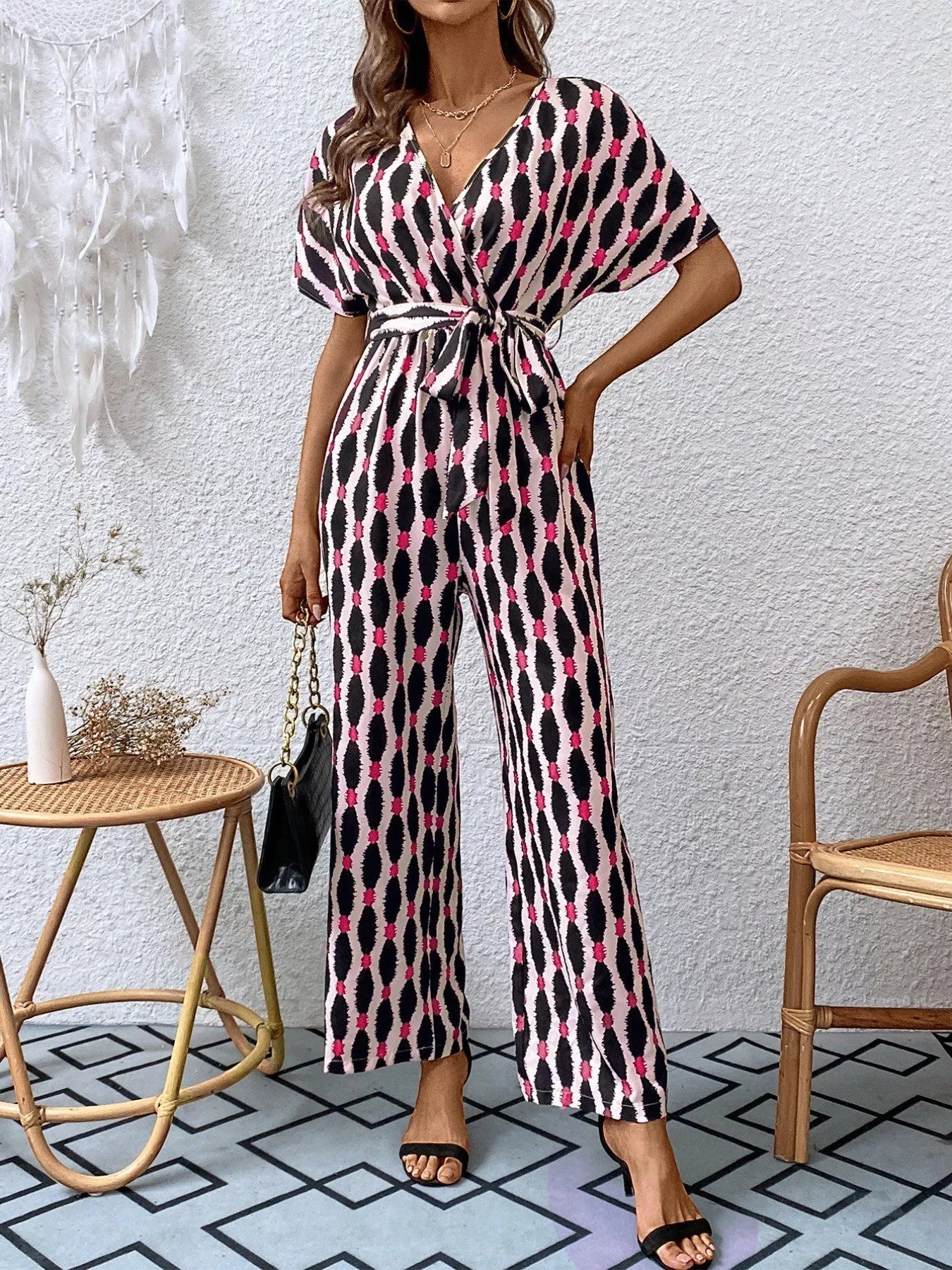 Stylish Printed Surplice Tie Waist Short Sleeve Jumpsuit - ꫀꪶꫀᧁꪖꪀᥴꫀ꠸ᠻꪗ~ 𝔈𝔪𝔟𝔯𝔞𝔠𝔢 𝔈𝔩𝔢𝔤𝔞𝔫𝔠𝔢