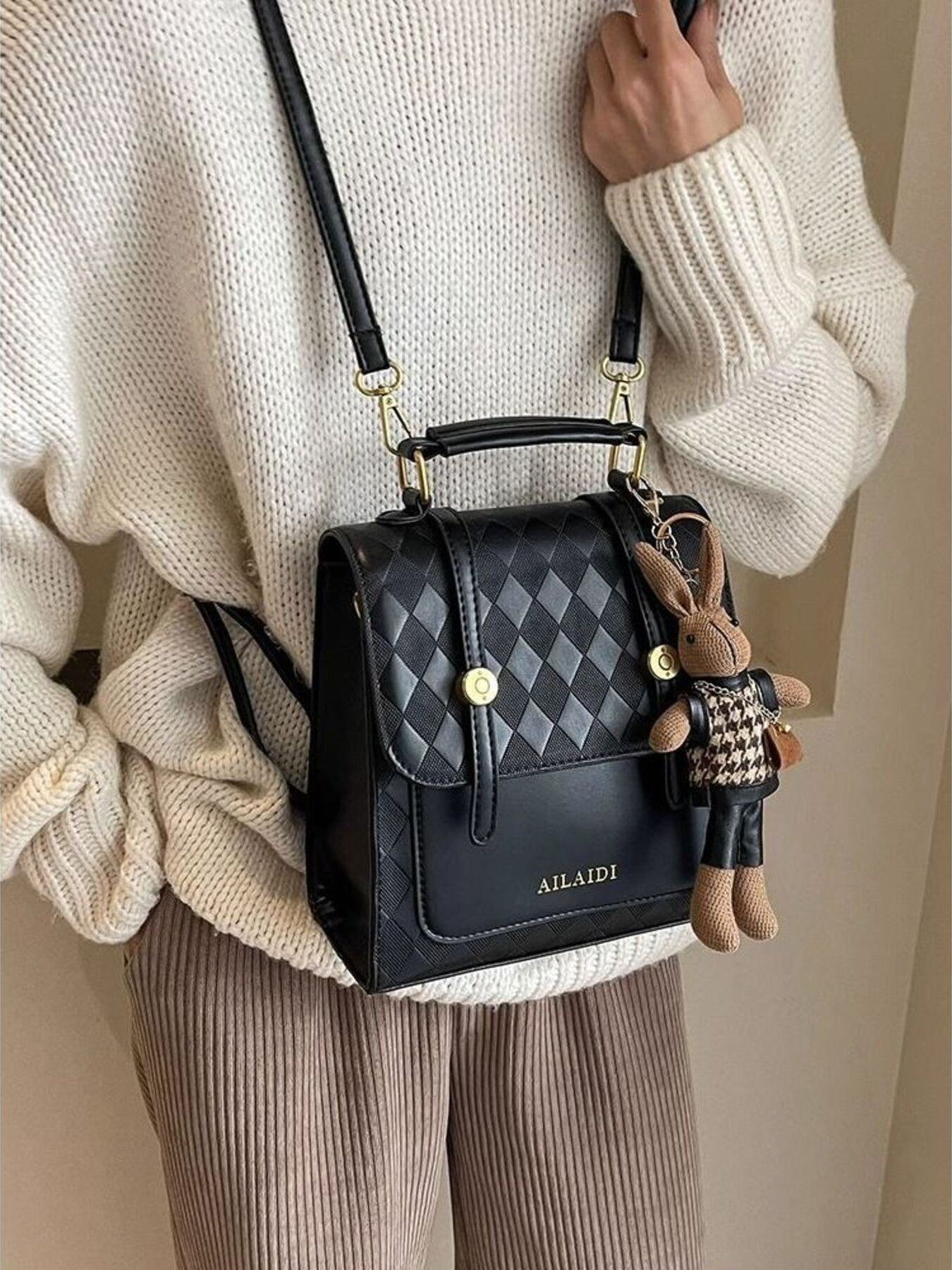 Stylish Quilted Flap Backpack Bag - ꫀꪶꫀᧁꪖꪀᥴꫀ꠸ᠻꪗ~ 𝔈𝔪𝔟𝔯𝔞𝔠𝔢 𝔈𝔩𝔢𝔤𝔞𝔫𝔠𝔢