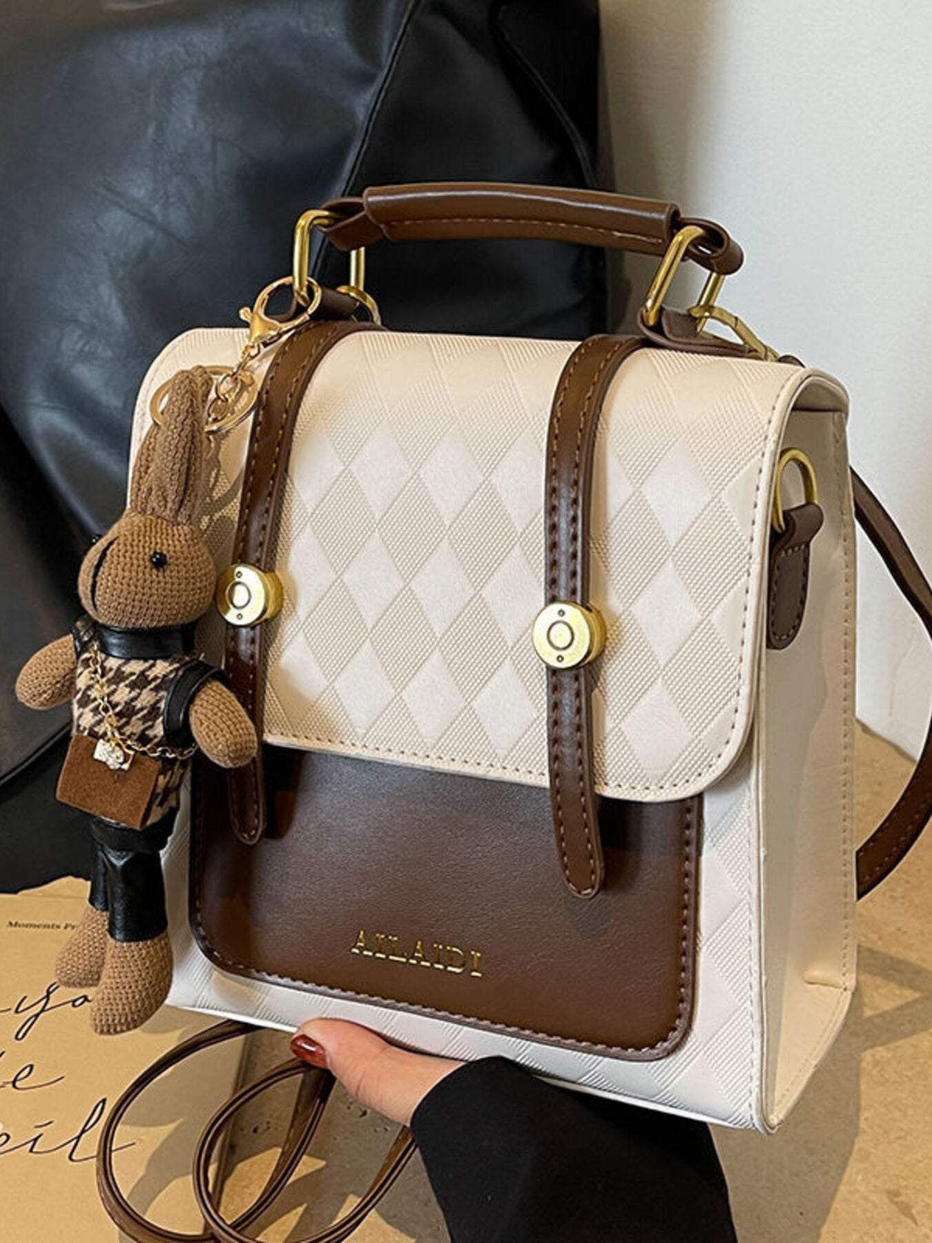Stylish Quilted Flap Backpack Bag - ꫀꪶꫀᧁꪖꪀᥴꫀ꠸ᠻꪗ~ 𝔈𝔪𝔟𝔯𝔞𝔠𝔢 𝔈𝔩𝔢𝔤𝔞𝔫𝔠𝔢