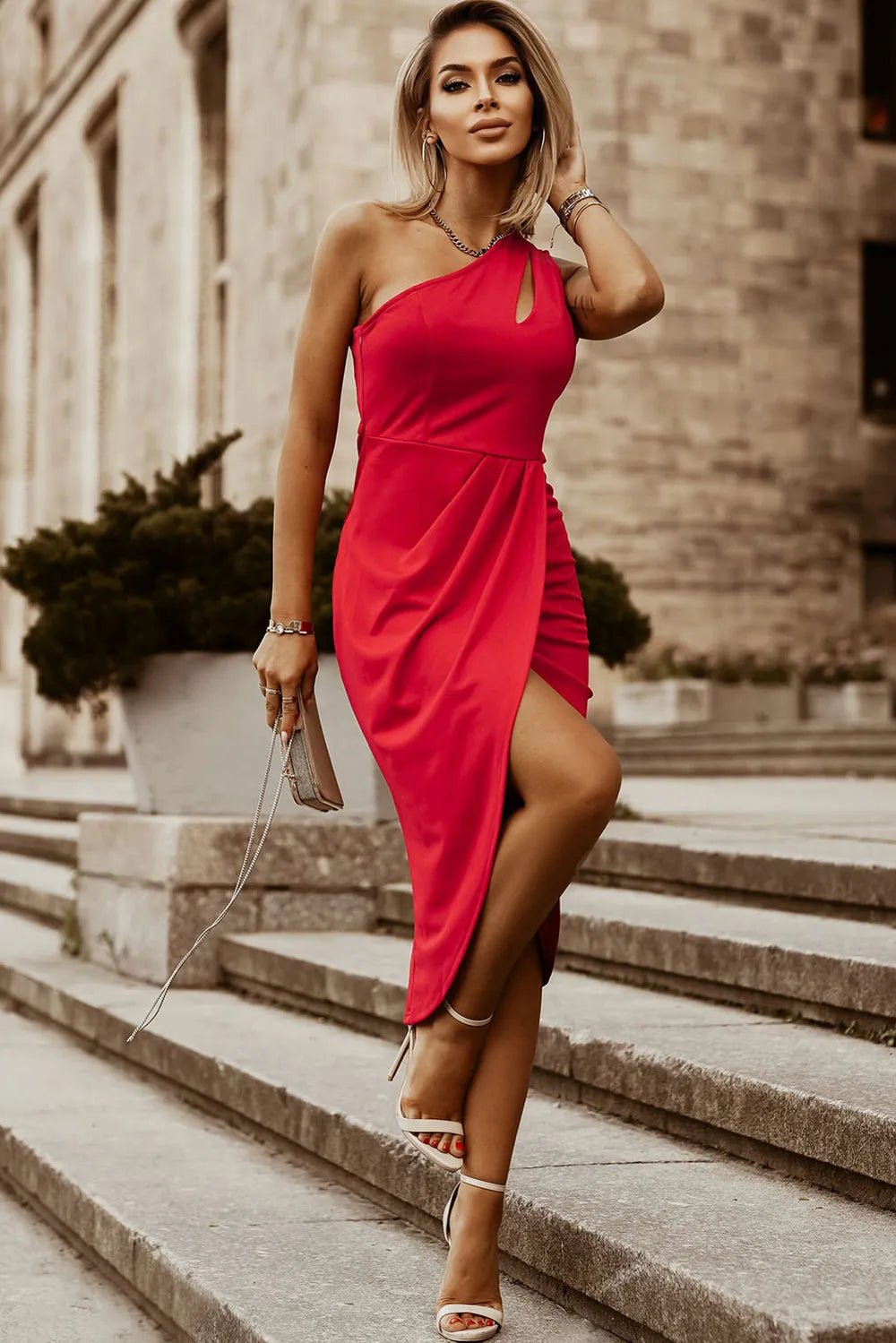 Stylish Ruched Cutout Single Shoulder Dress - ꫀꪶꫀᧁꪖꪀᥴꫀ꠸ᠻꪗ~ 𝔈𝔪𝔟𝔯𝔞𝔠𝔢 𝔈𝔩𝔢𝔤𝔞𝔫𝔠𝔢