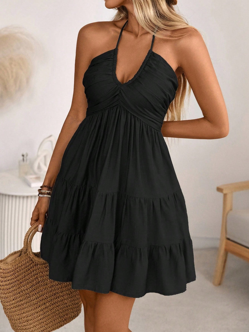 Smocked Halter Neck Tiered Dress - ꫀꪶꫀᧁꪖꪀᥴꫀ꠸ᠻꪗ~ 𝔈𝔪𝔟𝔯𝔞𝔠𝔢 𝔈𝔩𝔢𝔤𝔞𝔫𝔠𝔢
