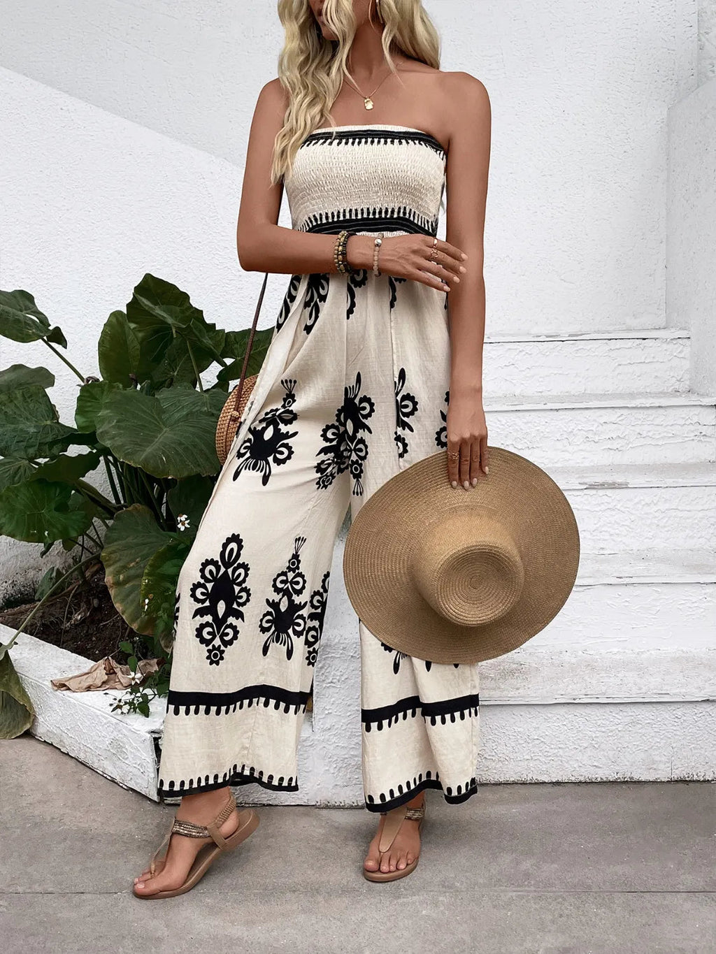 Trendy Smocked Tube Printed Wide Leg Jumpsuit - ꫀꪶꫀᧁꪖꪀᥴꫀ꠸ᠻꪗ~ 𝔈𝔪𝔟𝔯𝔞𝔠𝔢 𝔈𝔩𝔢𝔤𝔞𝔫𝔠𝔢