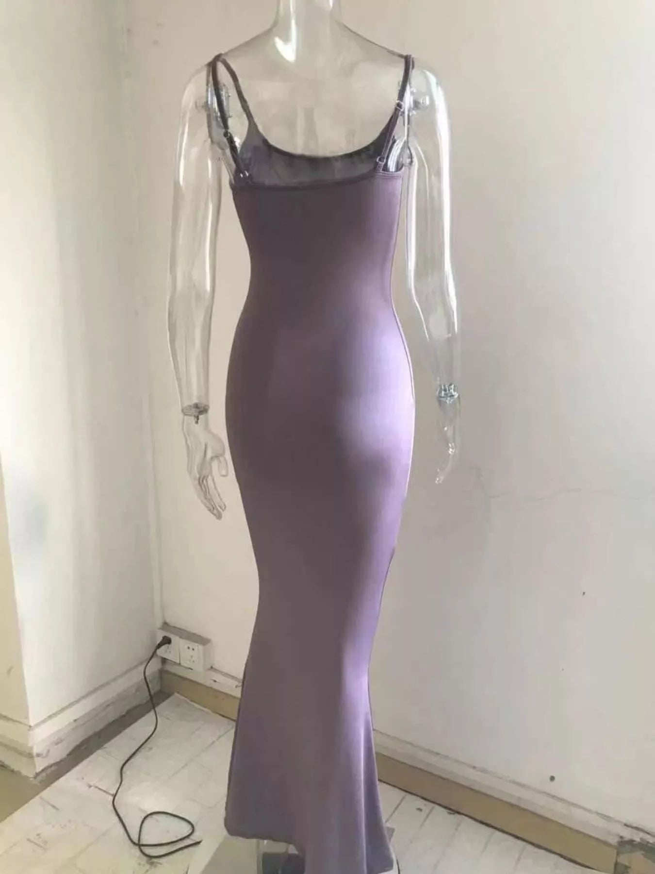 Spaghetti Strap Bodycon Maxi Dress - ꫀꪶꫀᧁꪖꪀᥴꫀ꠸ᠻꪗ~ 𝔈𝔪𝔟𝔯𝔞𝔠𝔢 𝔈𝔩𝔢𝔤𝔞𝔫𝔠𝔢