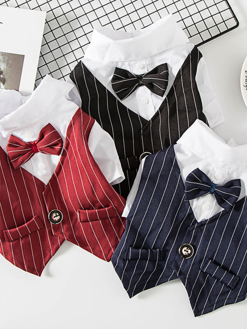 Stylish Striped Bow Tie Pet Blazer - ꫀꪶꫀᧁꪖꪀᥴꫀ꠸ᠻꪗ~ 𝔈𝔪𝔟𝔯𝔞𝔠𝔢 𝔈𝔩𝔢𝔤𝔞𝔫𝔠𝔢