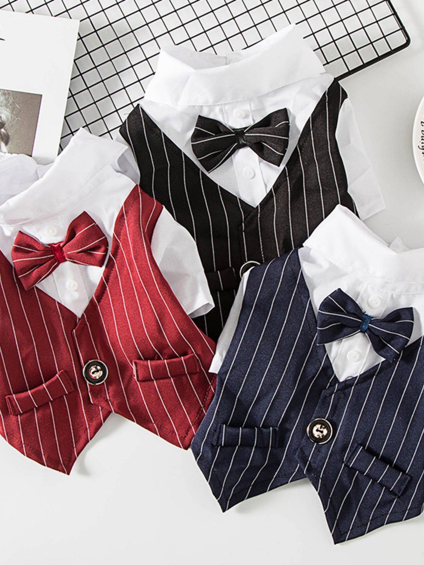 Stylish Striped Bow Tie Pet Blazer - ꫀꪶꫀᧁꪖꪀᥴꫀ꠸ᠻꪗ~ 𝔈𝔪𝔟𝔯𝔞𝔠𝔢 𝔈𝔩𝔢𝔤𝔞𝔫𝔠𝔢