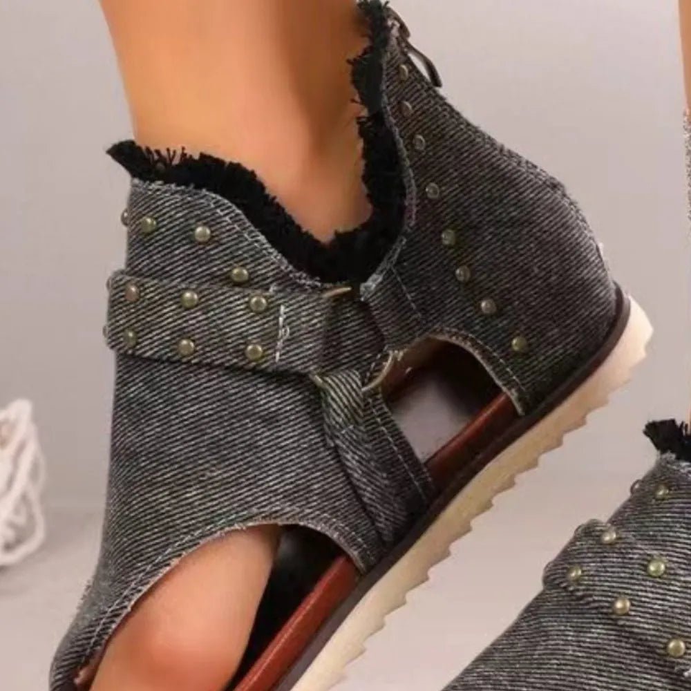 Stylish Open Toe Studded Flat Sandals - ꫀꪶꫀᧁꪖꪀᥴꫀ꠸ᠻꪗ~ 𝔈𝔪𝔟𝔯𝔞𝔠𝔢 𝔈𝔩𝔢𝔤𝔞𝔫𝔠𝔢