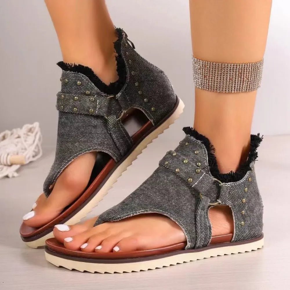 Stylish Open Toe Studded Flat Sandals - ꫀꪶꫀᧁꪖꪀᥴꫀ꠸ᠻꪗ~ 𝔈𝔪𝔟𝔯𝔞𝔠𝔢 𝔈𝔩𝔢𝔤𝔞𝔫𝔠𝔢