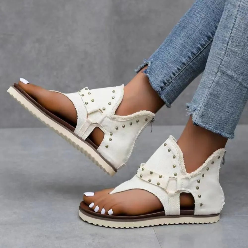 Stylish Open Toe Studded Flat Sandals - ꫀꪶꫀᧁꪖꪀᥴꫀ꠸ᠻꪗ~ 𝔈𝔪𝔟𝔯𝔞𝔠𝔢 𝔈𝔩𝔢𝔤𝔞𝔫𝔠𝔢