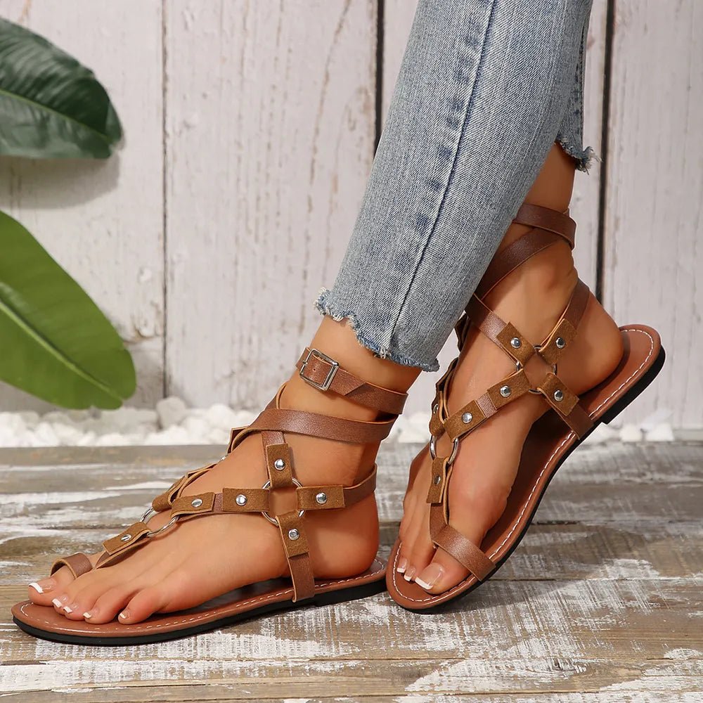 Trendy Studded Toe Loop Flat Sandals - ꫀꪶꫀᧁꪖꪀᥴꫀ꠸ᠻꪗ~ 𝔈𝔪𝔟𝔯𝔞𝔠𝔢 𝔈𝔩𝔢𝔤𝔞𝔫𝔠𝔢